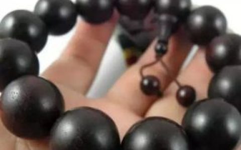 小叶紫檀手串保养的方法 小叶紫檀手串怎么保养