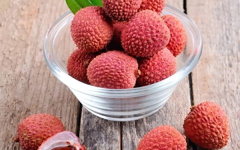荔枝吃多了会中毒吗，控制数量安心食用