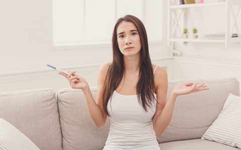 亚洲一线二线三线品牌精华液久久如何科学选择（根据肤质年龄需求匹配最适合产品）