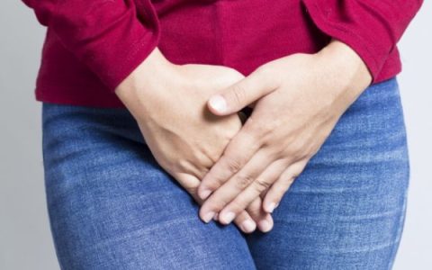 女人大阴唇夹缝是阴虚还是阳虚？中医师教你正确辨别